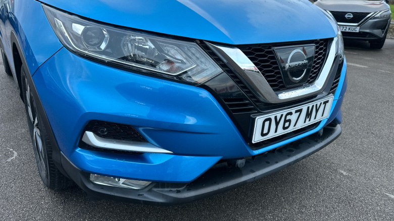 Nissan Qashqai 1.2 DiG-T N-Connecta 5dr Xtronic Petrol Hatchback